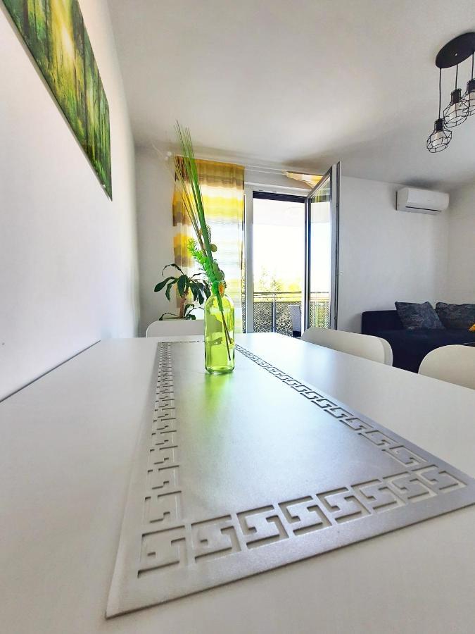 Apartment Mrvica Near The Zagreb Airport Velika Gorica Exterior foto